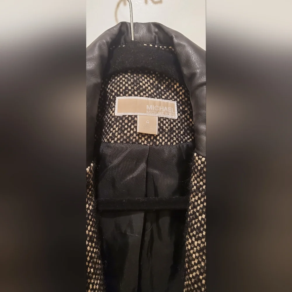 Jacket - Picture 4 of 4